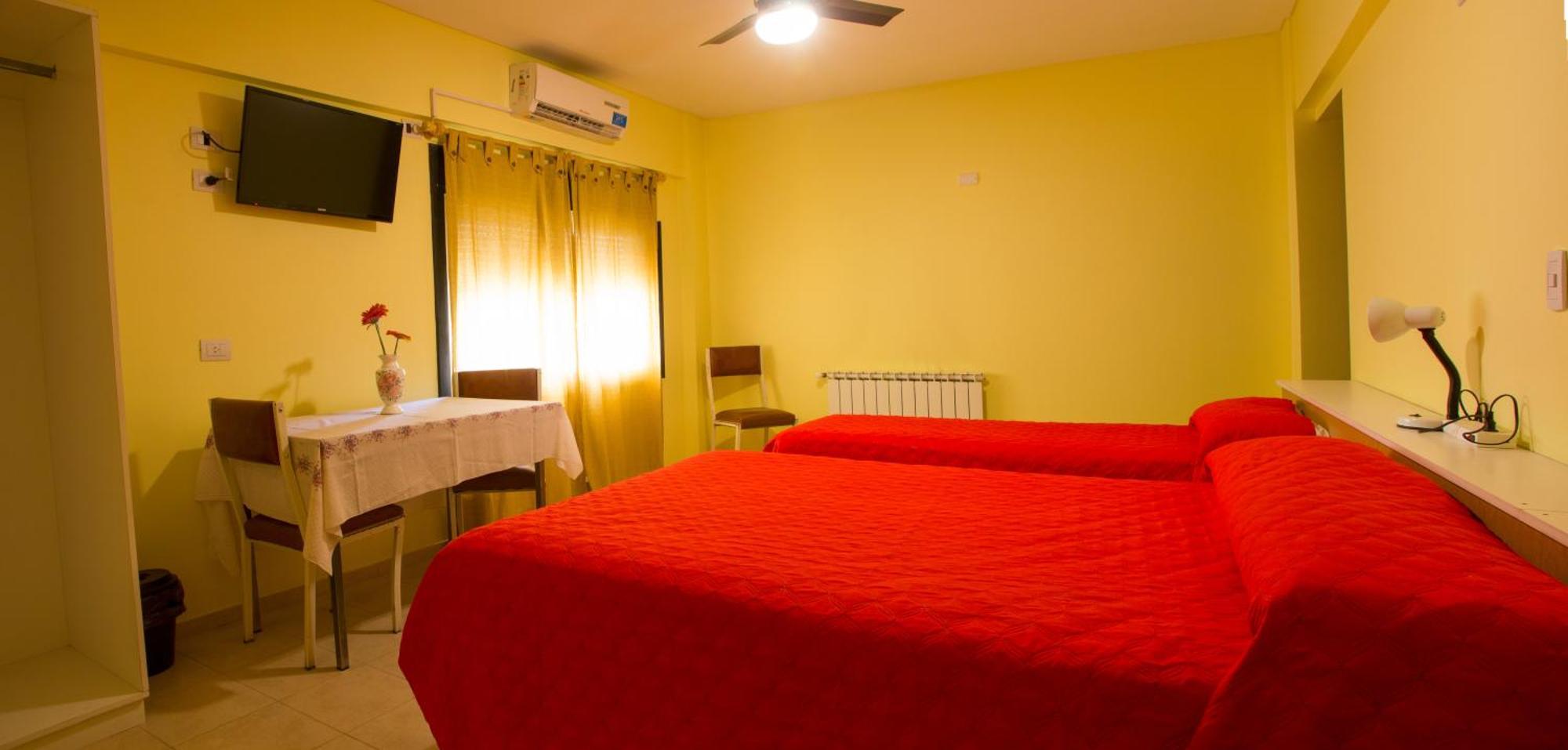 Bari Hotel Capdevila Luaran gambar