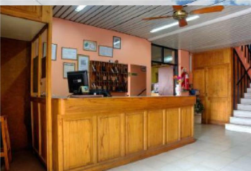 Bari Hotel Capdevila Luaran gambar